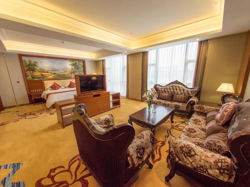 Vienna International Hotel Guangxi Duan Du'an 외부 사진